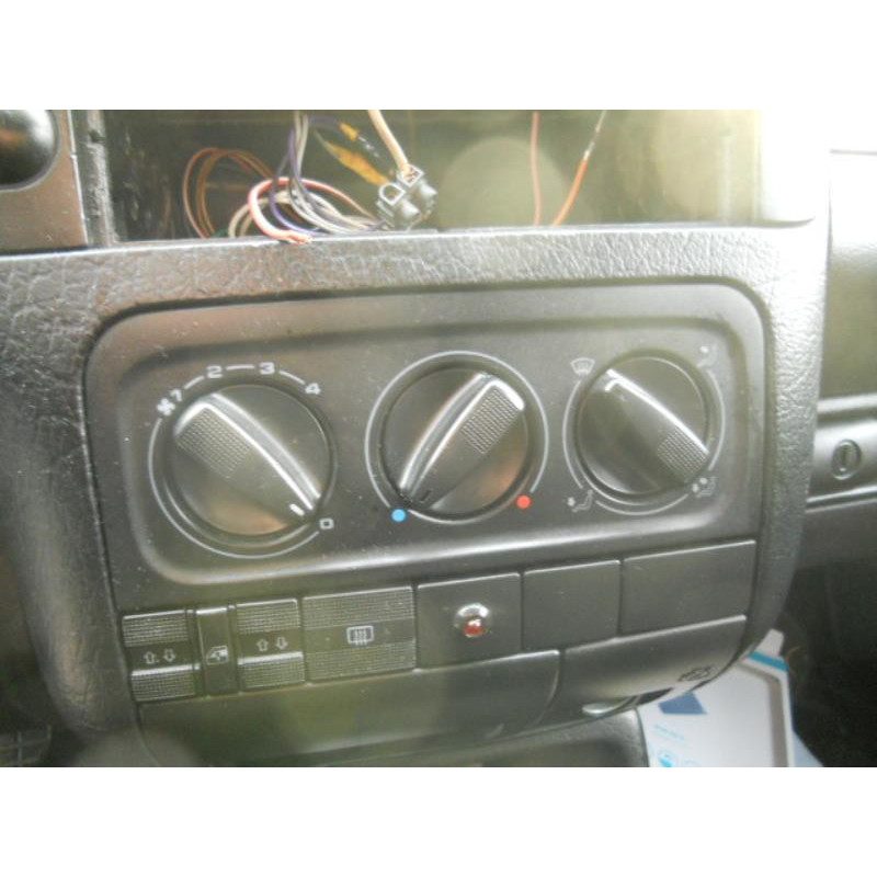 Pare choc arriere VOLKSWAGEN GOLF 3 Photo n°21