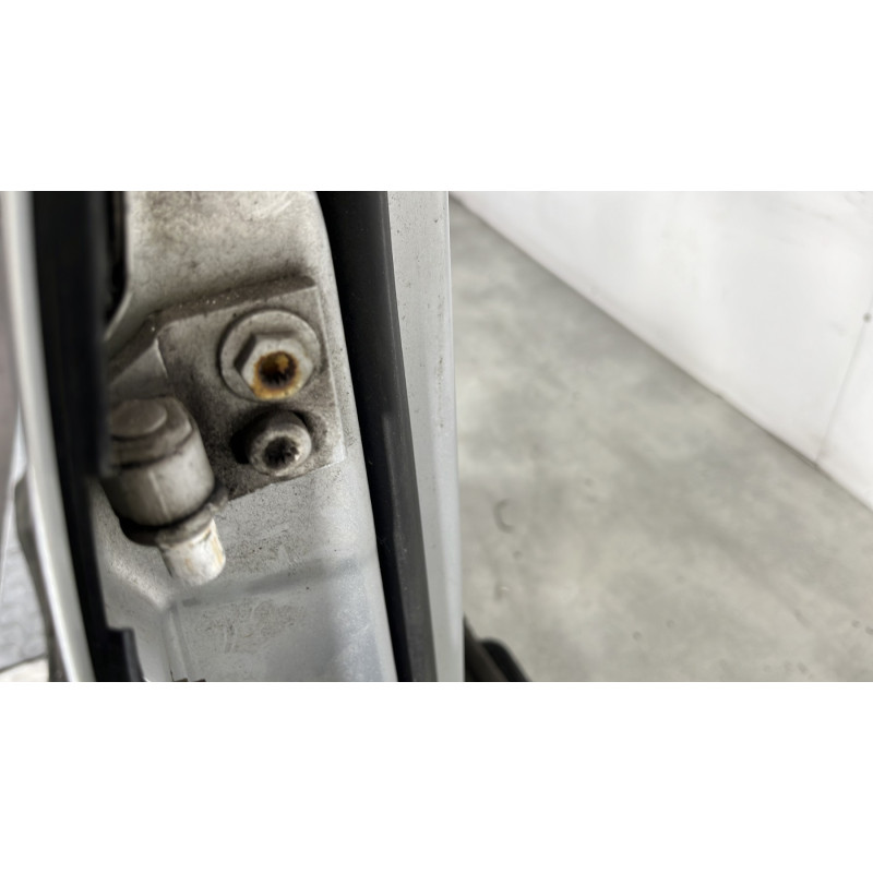 Porte avant droit VOLKSWAGEN GOLF 5 Photo n°6