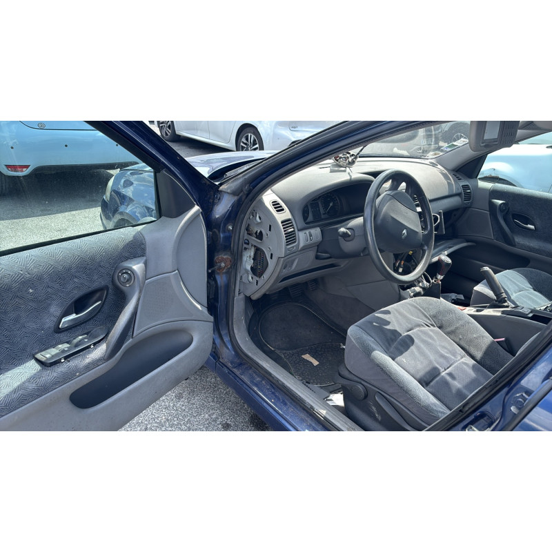 Pare soleil droit RENAULT LAGUNA 2 Photo n°13