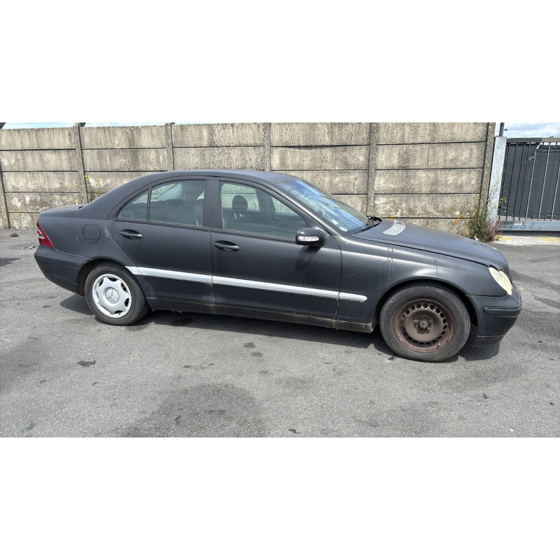 Aile avant droit MERCEDES CLASSE C 203 Photo n°10