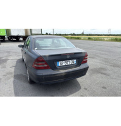 Aile avant droit MERCEDES CLASSE C 203