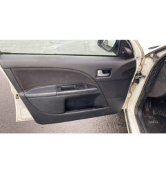 Vitre avant gauche FORD MONDEO 2