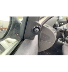 Vitre avant gauche FORD MONDEO 2
