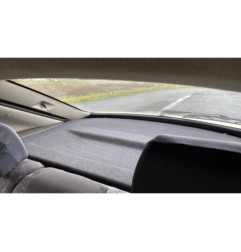 Vitre avant gauche FORD MONDEO 2