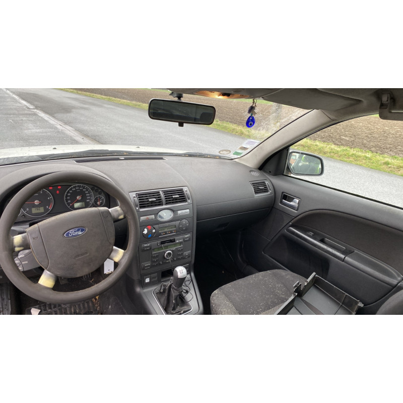 Vitre avant gauche FORD MONDEO 2 Photo n°19
