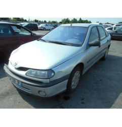 Cric (Ensemble depannage) RENAULT LAGUNA 1