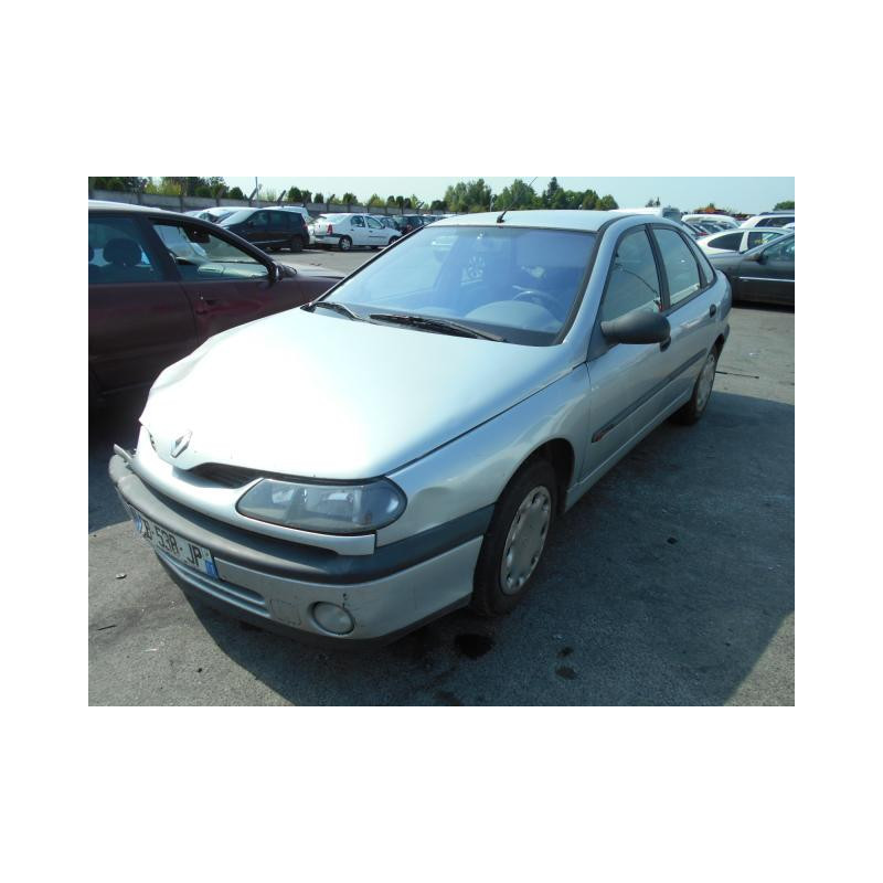 Cric (Ensemble depannage) RENAULT LAGUNA 1 Photo n°8