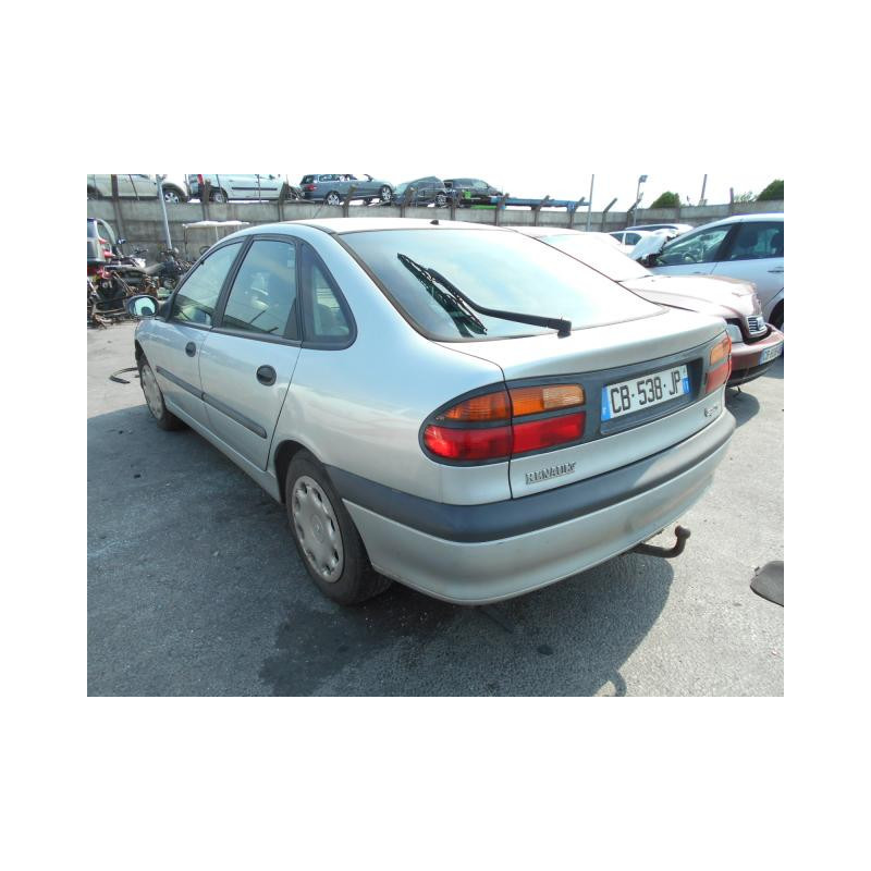 Cric (Ensemble depannage) RENAULT LAGUNA 1 Photo n°11