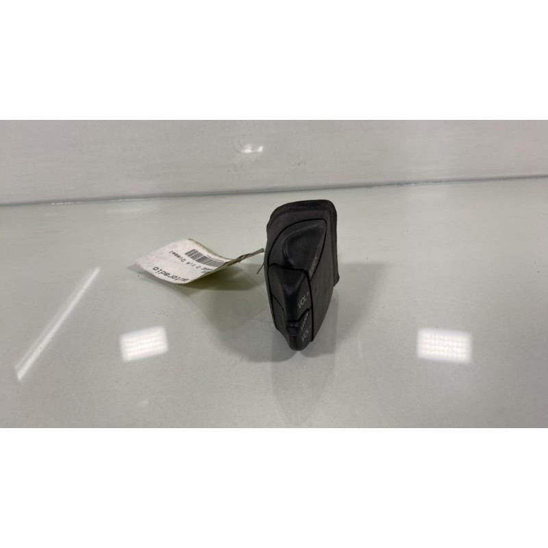 Commande autoradio FORD FIESTA 5 Photo n°11