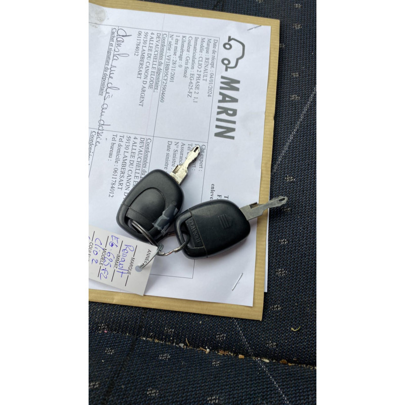 Porte arriere gauche RENAULT CLIO 2 Photo n°12