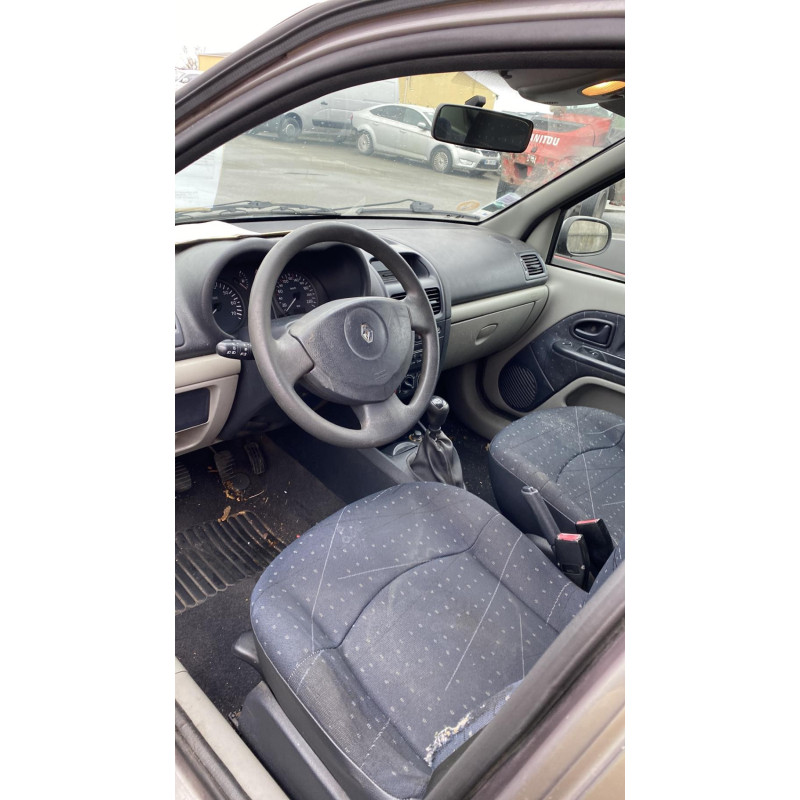 Porte arriere gauche RENAULT CLIO 2 Photo n°13