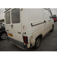 Traverse superieure RENAULT TRAFIC 1