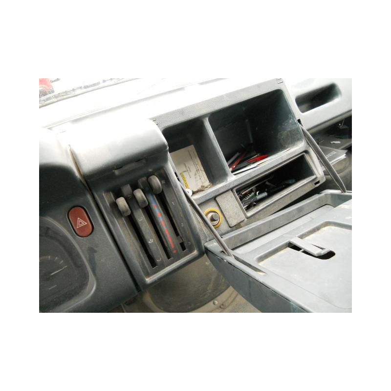Traverse superieure RENAULT TRAFIC 1 Photo n°15