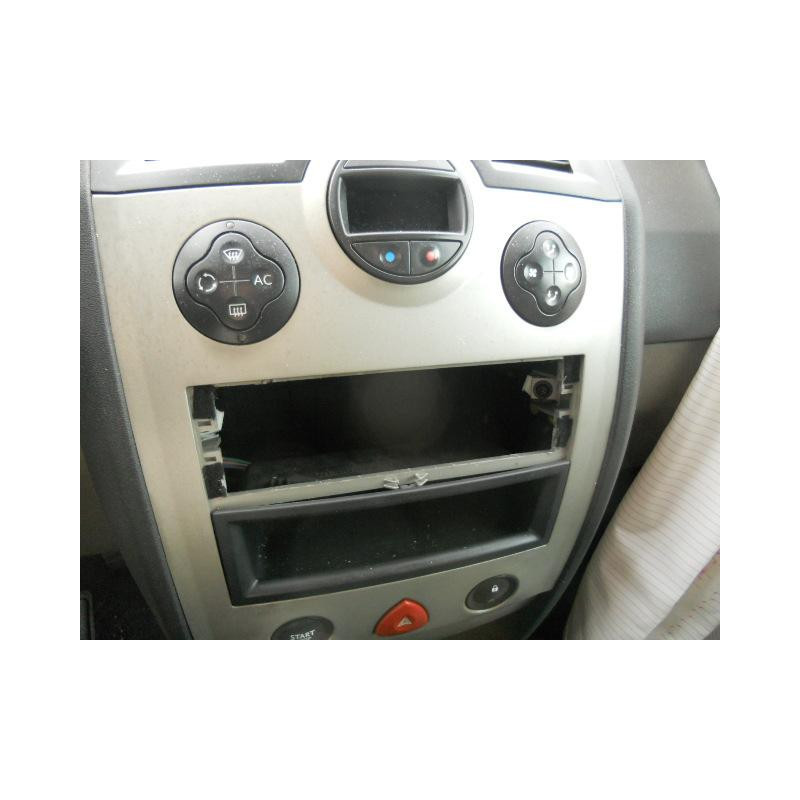 Commande autoradio RENAULT MEGANE 2 Photo n°21