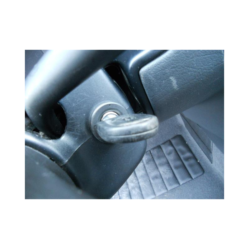 Cremaillere assistee VOLKSWAGEN POLO 3 Photo n°18