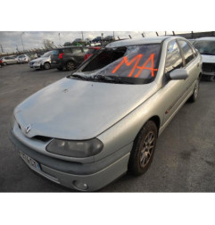 Cric (Ensemble depannage) RENAULT LAGUNA 1