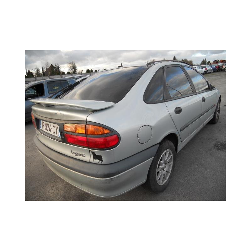 Cric (Ensemble depannage) RENAULT LAGUNA 1 Photo n°12