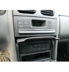 Cric (Ensemble depannage) RENAULT LAGUNA 1