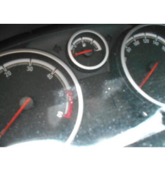 Interrupteur de leve vitre avant gauche OPEL CORSA D