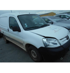 Pare choc arriere PEUGEOT PARTNER 1