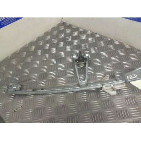 Leve vitre mecanique arriere droit VOLKSWAGEN POLO 3 Photo n°1