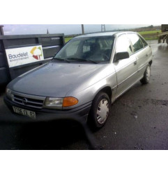 Leve vitre mecanique arriere droit OPEL ASTRA F