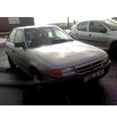 Leve vitre mecanique arriere droit OPEL ASTRA F