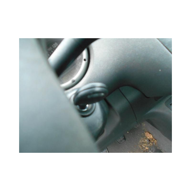 Cremaillere assistee VOLKSWAGEN POLO 3 Photo n°18