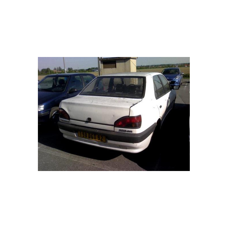 Cremaillere assistee PEUGEOT 306 Photo n°10