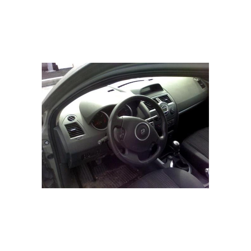 Traverse superieure RENAULT MEGANE 2 Photo n°1