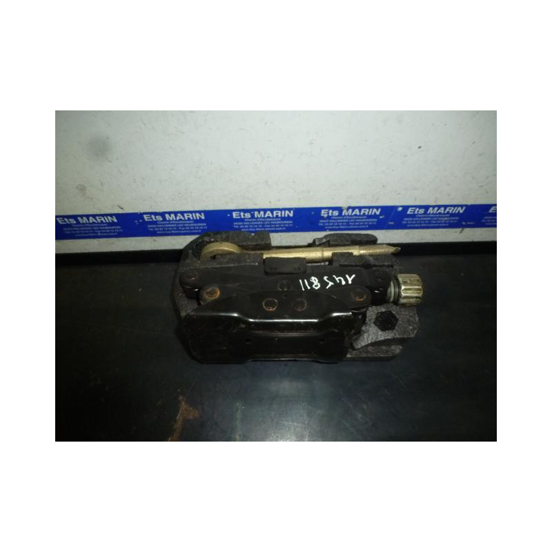 Cric (Ensemble depannage) RENAULT LAGUNA 1 Photo n°1