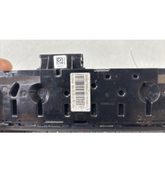 Bouton de warning RENAULT CLIO 5