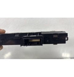 Bouton de warning RENAULT CLIO 5