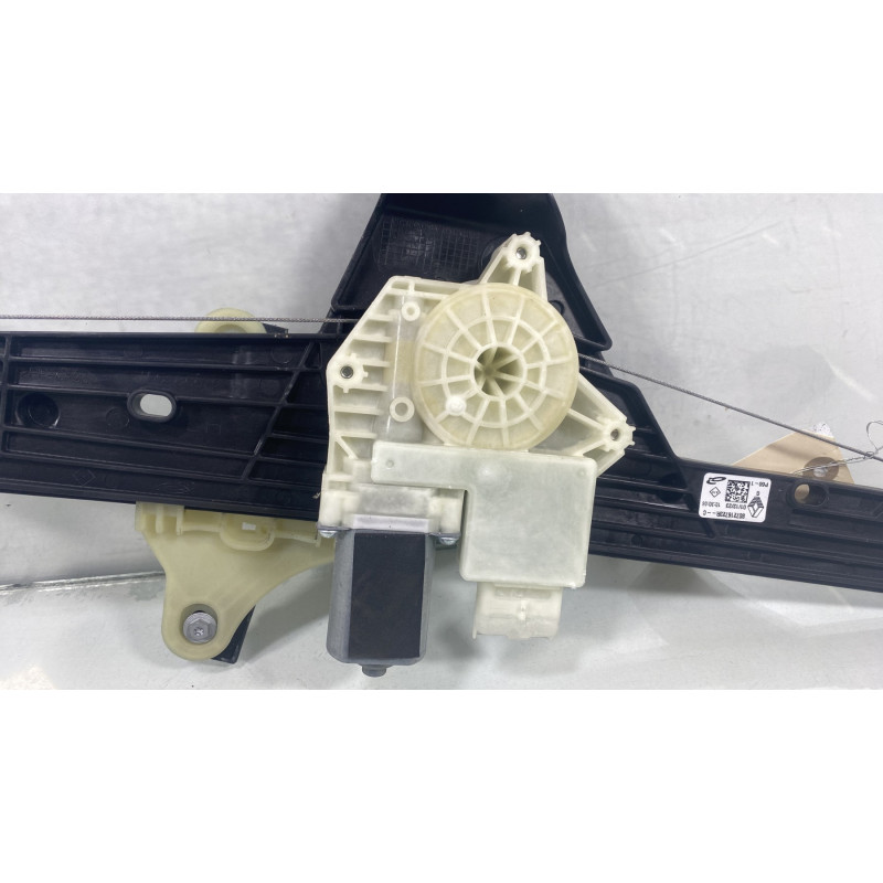 Leve vitre electrique avant gauche RENAULT CLIO 5 Photo n°3