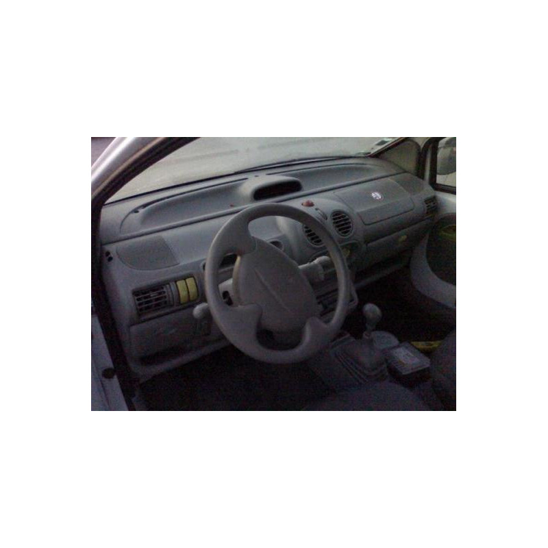 Pare choc arriere RENAULT TWINGO 1 Photo n°16
