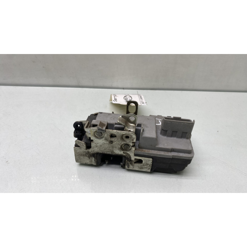 Serrure avant droit PEUGEOT 206+ Photo n°4