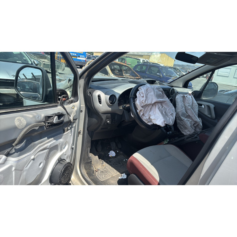 Custode arriere gauche CITROEN BERLINGO 2 Photo n°13