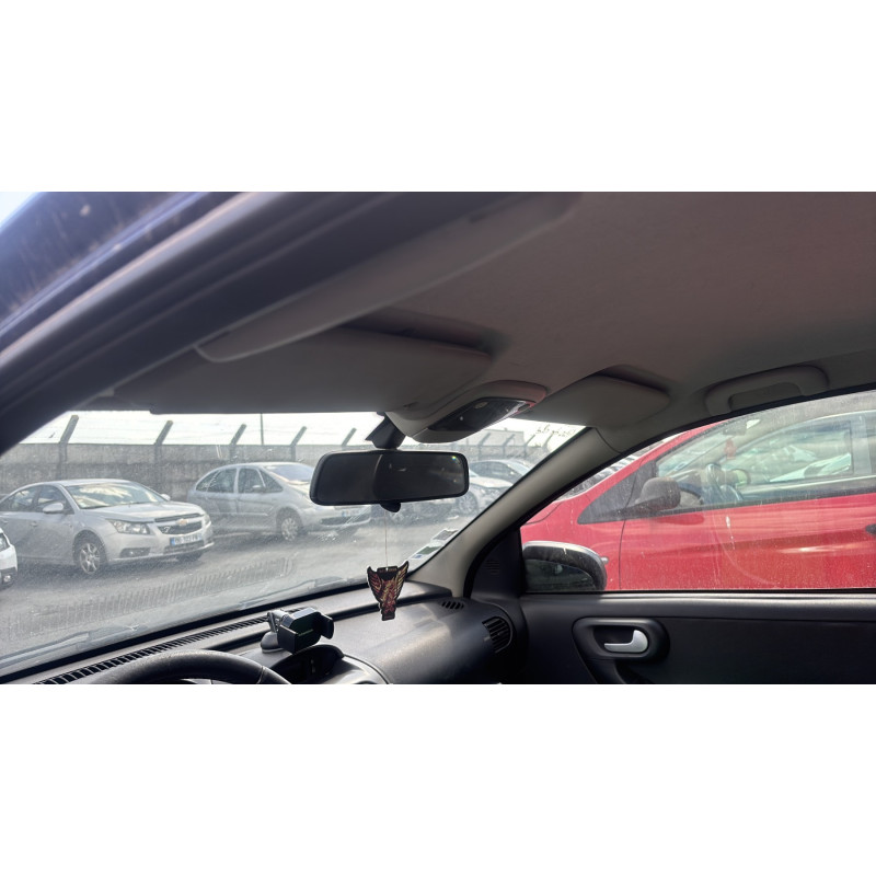 Vitre avant droit OPEL CORSA C Photo n°14