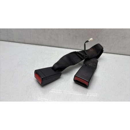 Attache ceinture arriere droit BMW SERIE 1 F20 Photo n°1