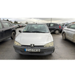 Arret de porte arriere gauche PEUGEOT 106