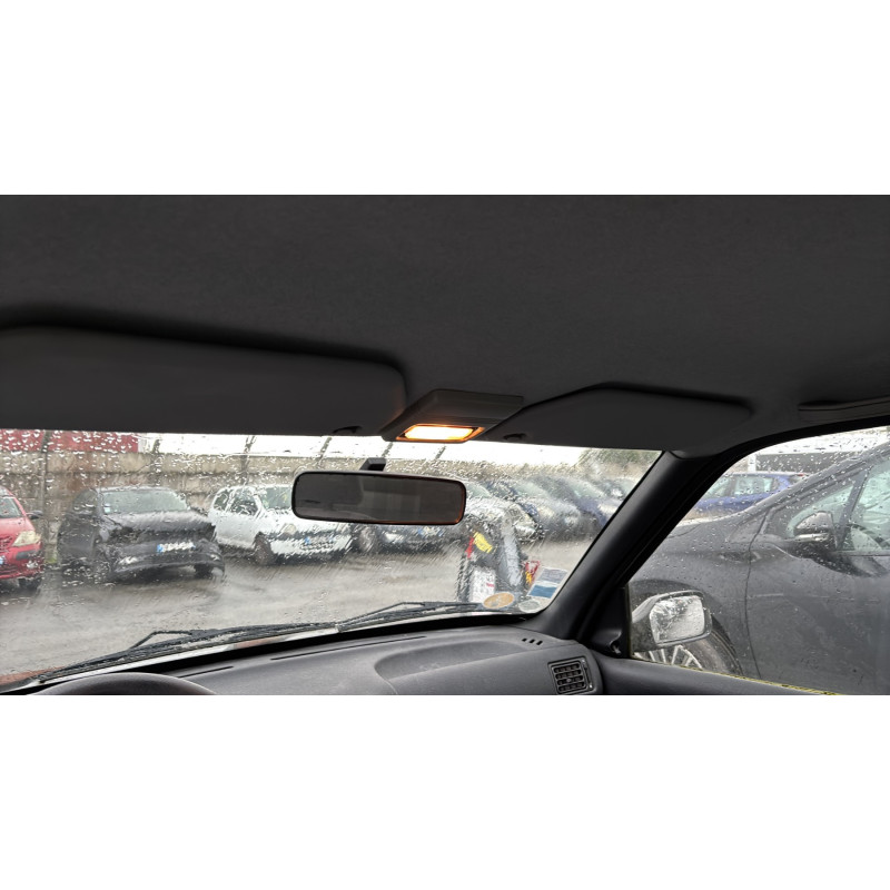 Arret de porte arriere gauche PEUGEOT 106 Photo n°18
