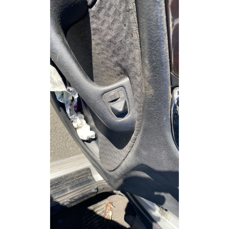 Leve vitre electrique arriere droit BMW SERIE 3 E46 Photo n°16