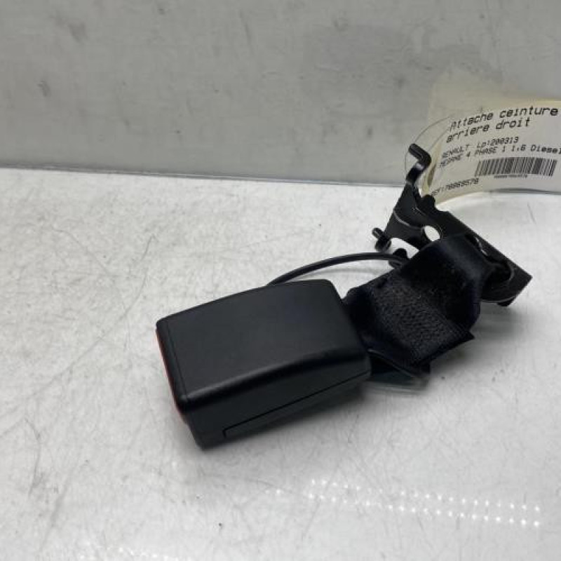 Attache ceinture arriere droit RENAULT MEGANE 4 Photo n°2