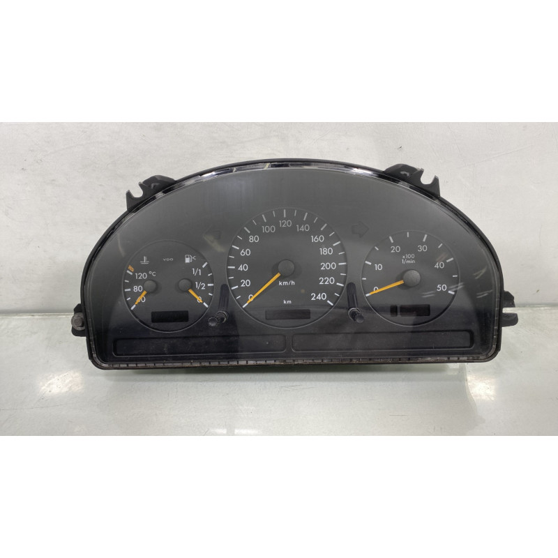 Compteur MERCEDES CLASSE M 163 Photo n°1