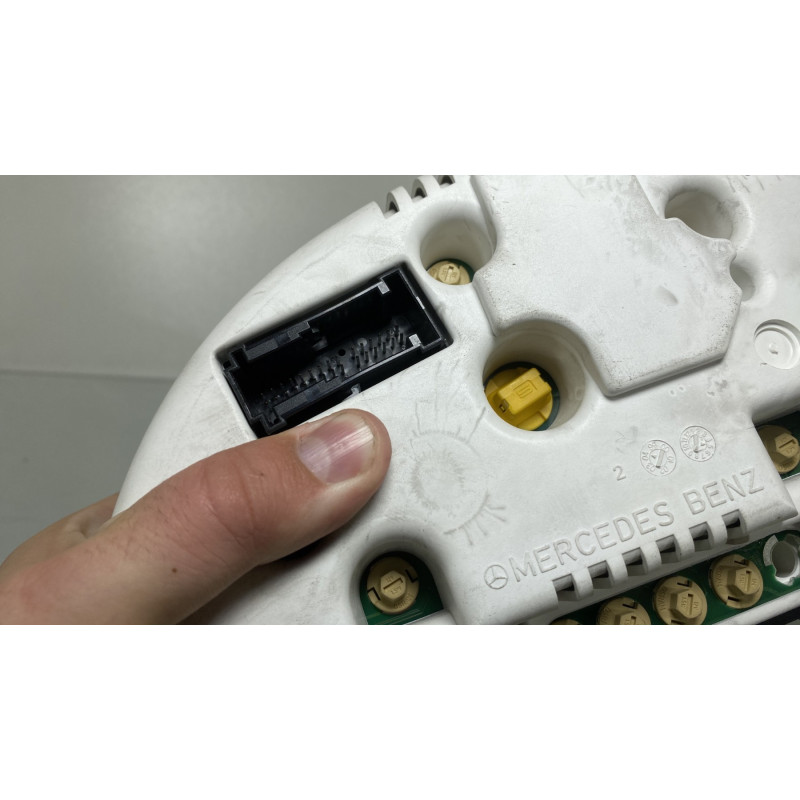 Compteur MERCEDES CLASSE M 163 Photo n°3