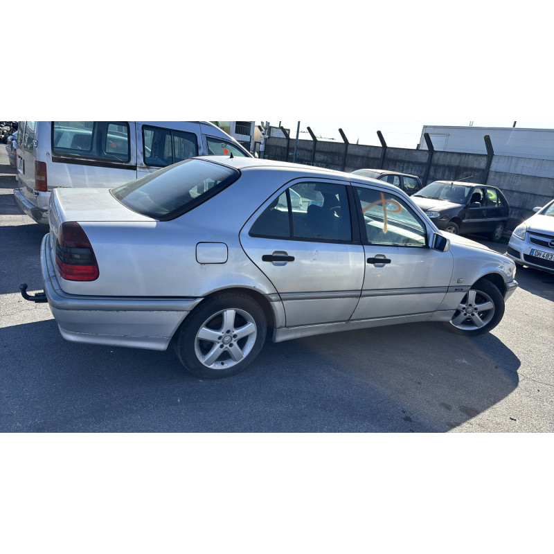 Serrure avant gauche MERCEDES CLASSE C 202 Photo n°10