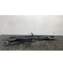 Baie de pare brise PEUGEOT 2008 2