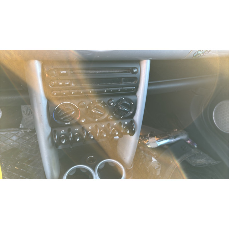 Poignee interieur avant droit MINI MINI 1 R50/R53 Photo n°18