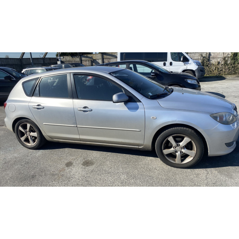 Feu arriere secondaire droit (feux) MAZDA 3 1 Photo n°10