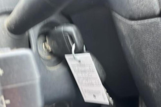 Pare choc arriere RENAULT CLIO 2
